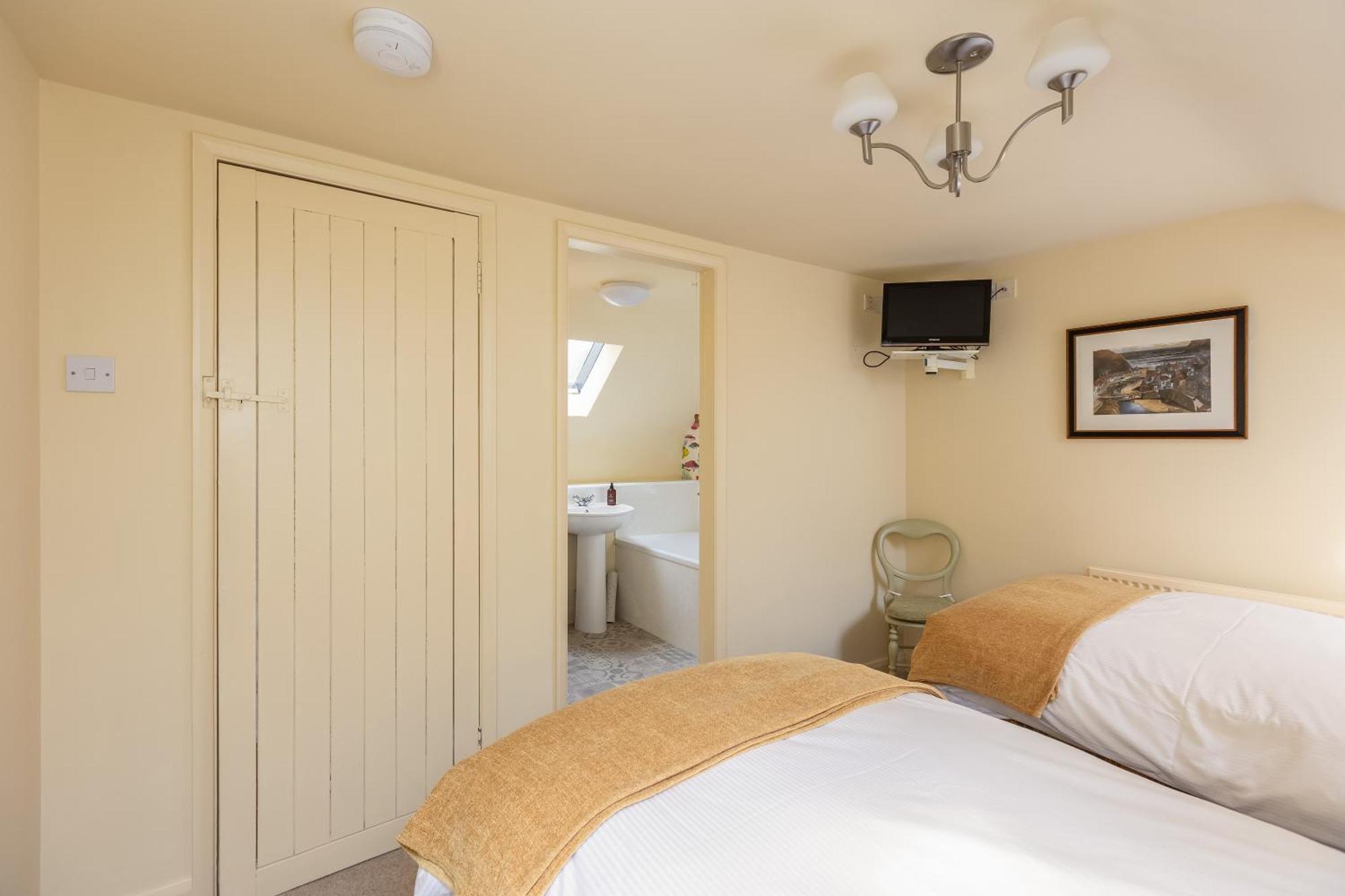 Valley View Farm Holiday Cottages Хелмсли Экстерьер фото